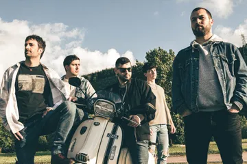 Bitartean Rock Eztanda kontzertuko azala