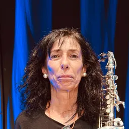 Eli Zarandona, bandaren saxofoni altua