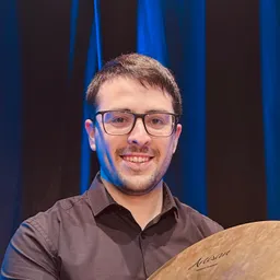 Aitor Castaño bandaren partaidea